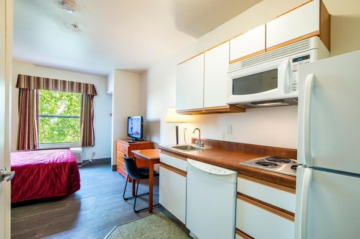 Sierra Vista Studio Apartment With Full Kitchen And King Bed 外观 照片